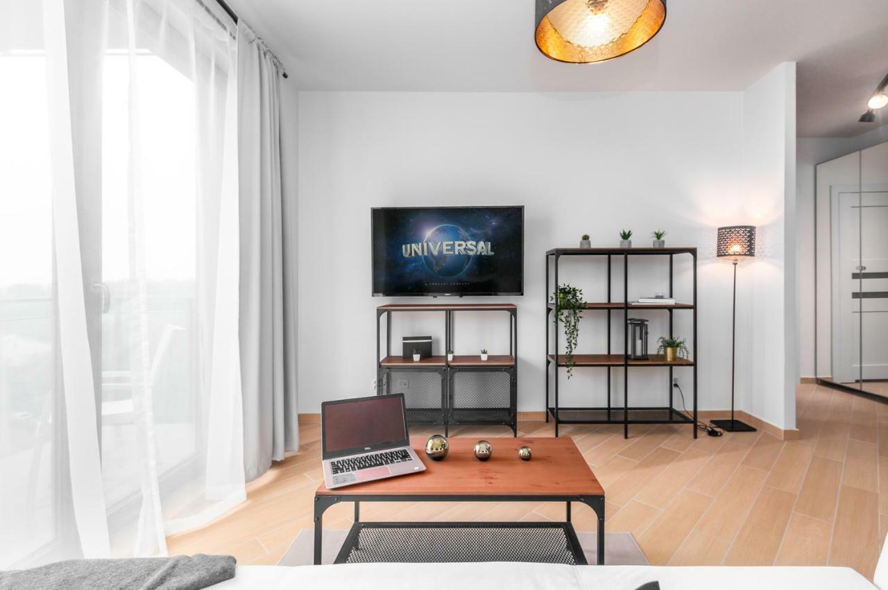 Apartments Jana Kazimierza 50 By Renters Varsovie Extérieur photo