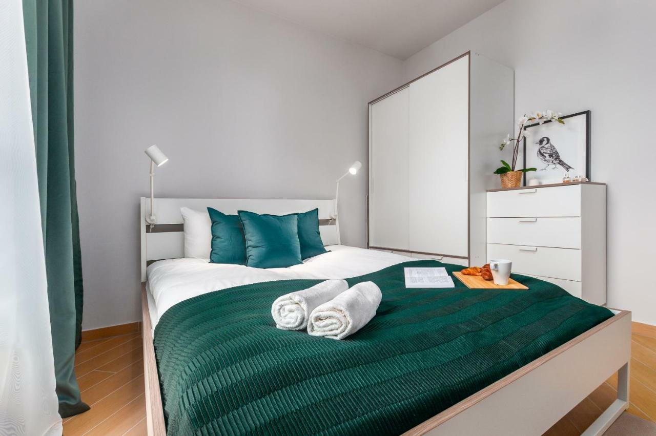 Apartments Jana Kazimierza 50 By Renters Varsovie Extérieur photo